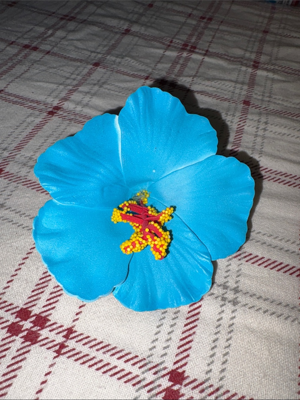 SHEIN Bright Blue Hibiscus Flower Hair Clip with Yellow-Red Stamen